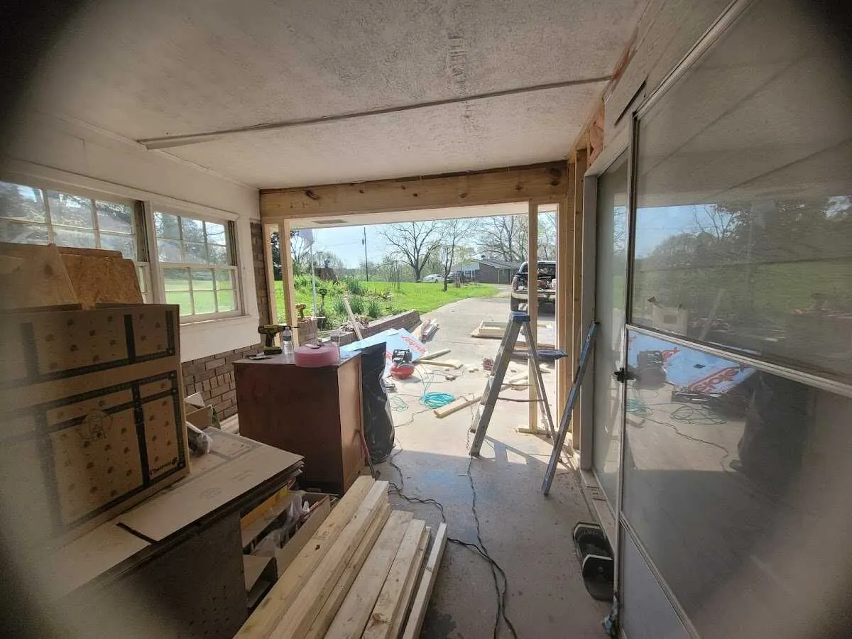 Air movers and dehumidifier for Water Mitigation Services in Wenatchee